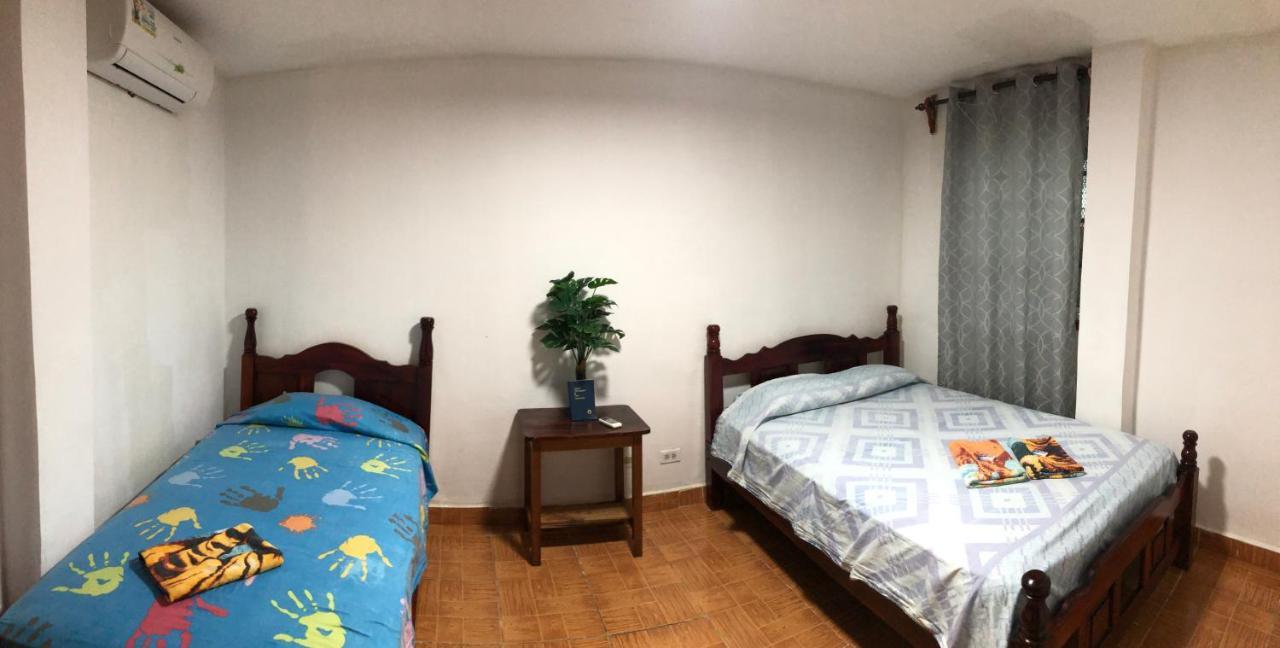 Reff Hotel Bocas del Toro Buitenkant foto
