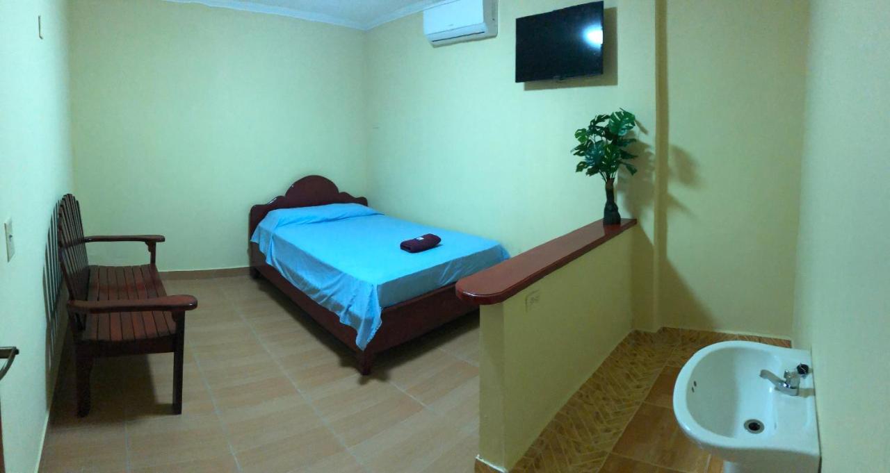 Reff Hotel Bocas del Toro Buitenkant foto